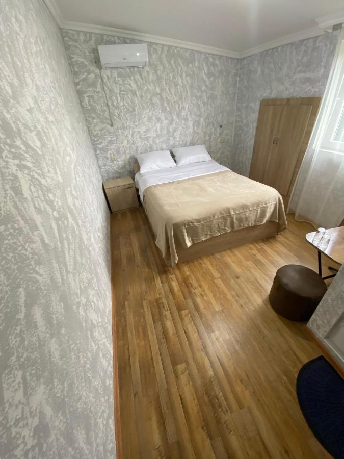 Holiday House Chkonia Hotel Batumi Exterior photo